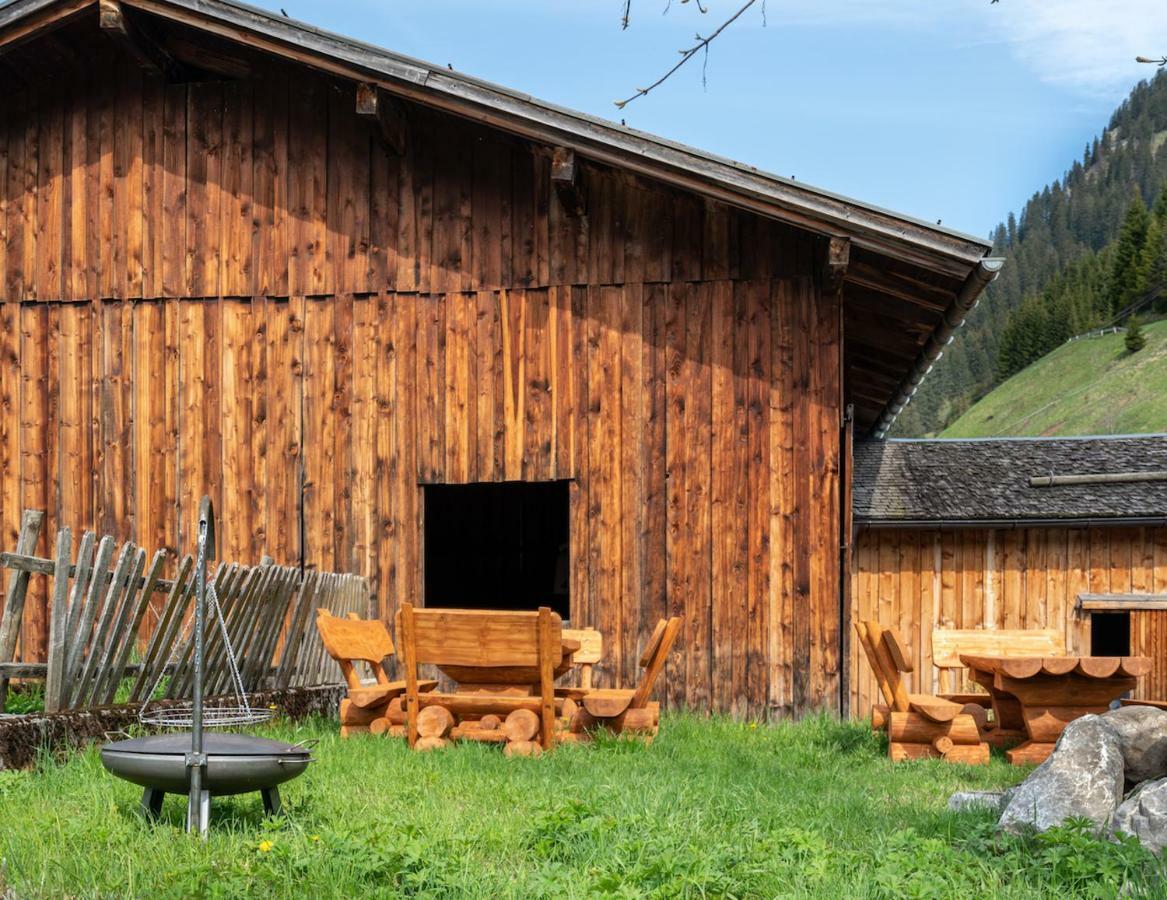 Bergwelt-M - Scheunencamping Schröcken Extérieur photo